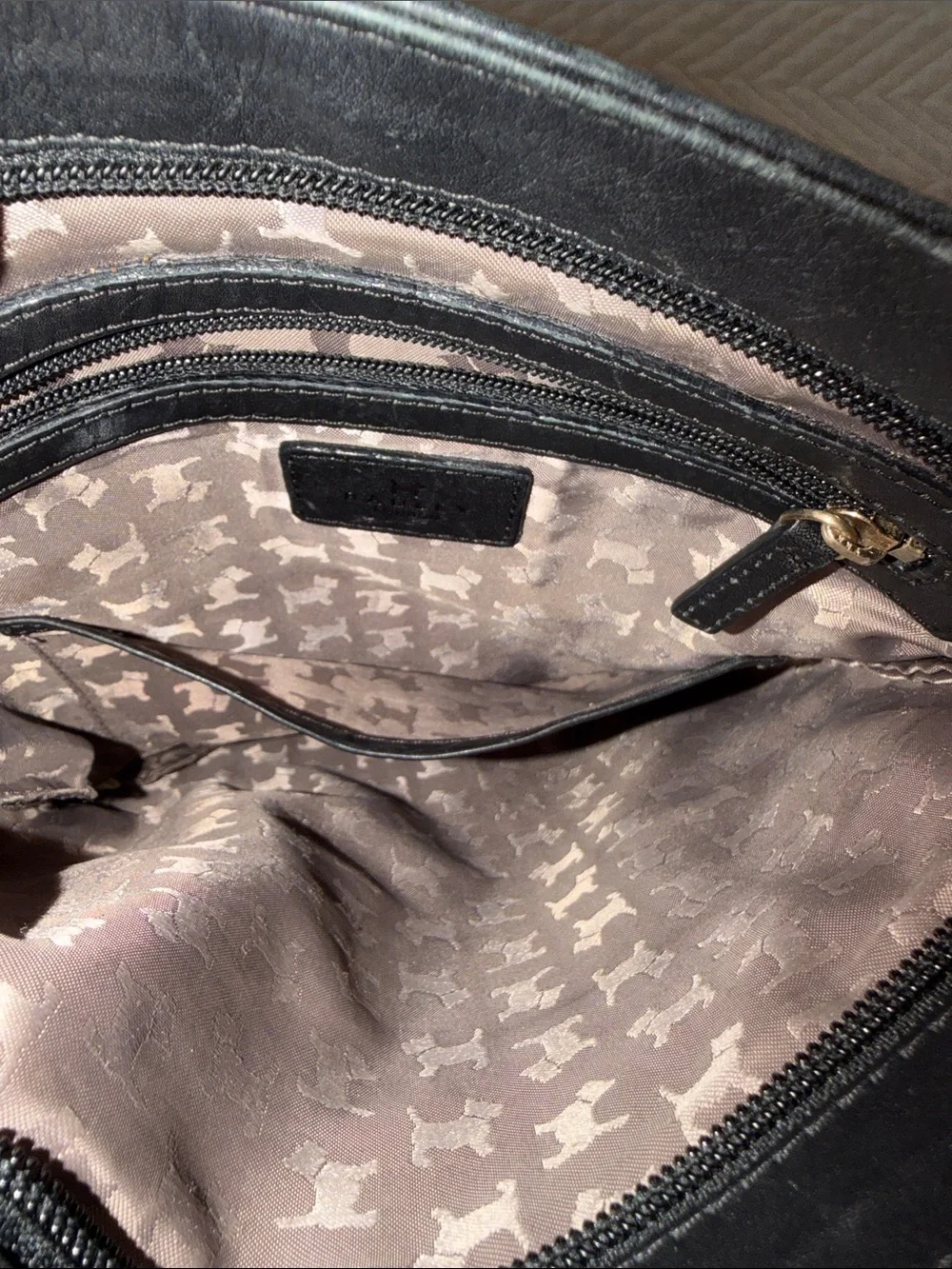 RADLEY LONDON Black Leather Crossbody Adjustable Strap and Scottie Dog Charm